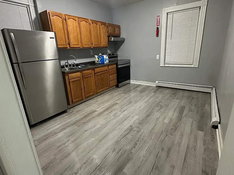 106 Taylor St #1 — Photo 5