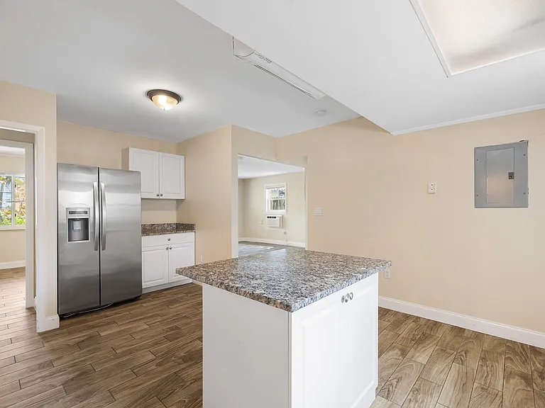 5409 N Flagler Dr — Photo 9