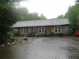 162 George Thompson Rd, Mechanicville, NY 12118