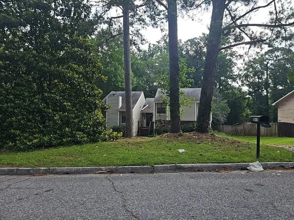 8810 Churchill Pl, Jonesboro, GA 30238