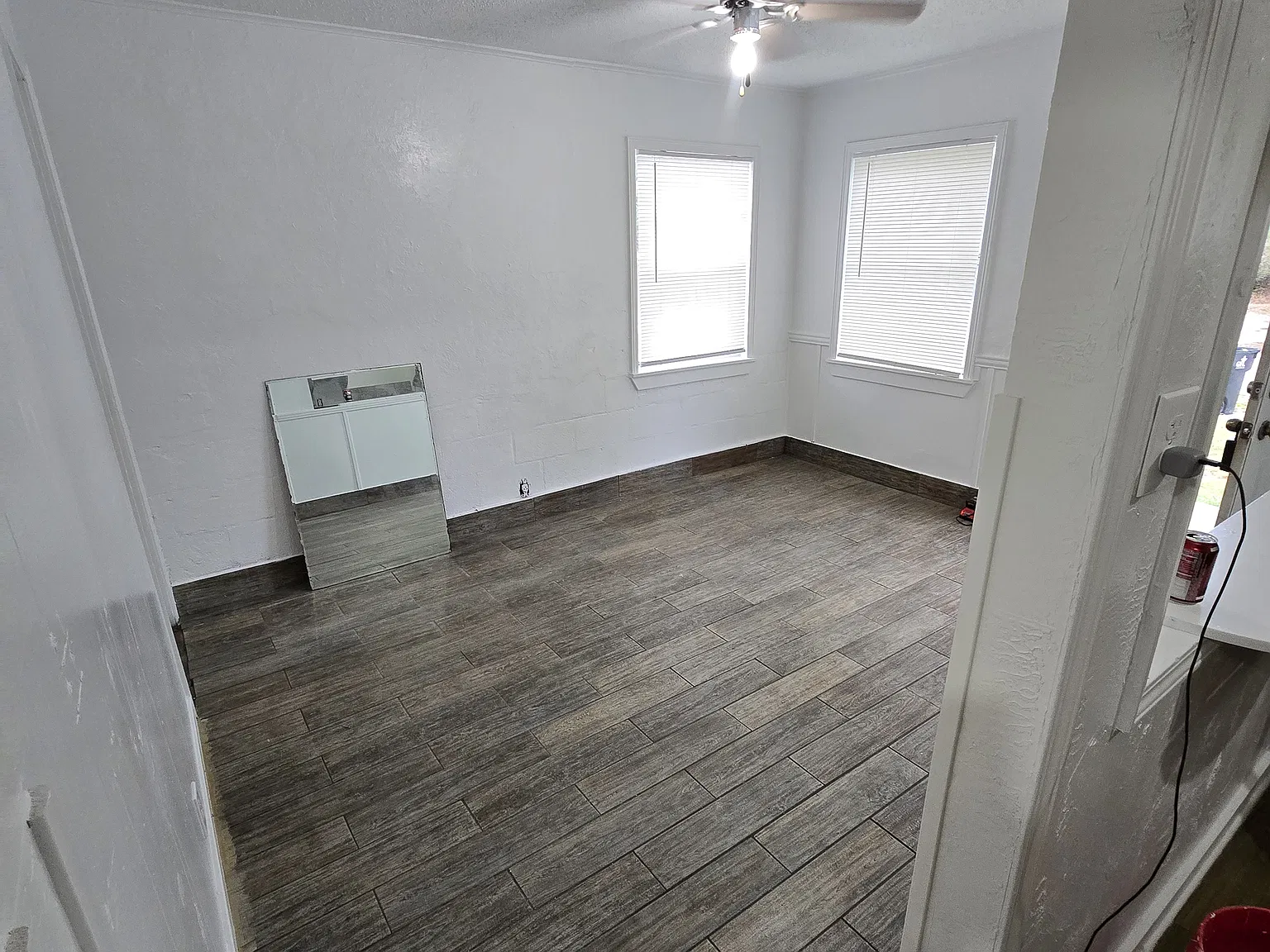 1 bed, 720 sqft, $750 — Photo 3