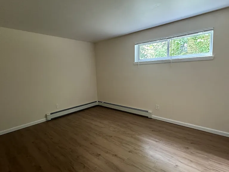 18 Waldron Ave #2A — Photo 5