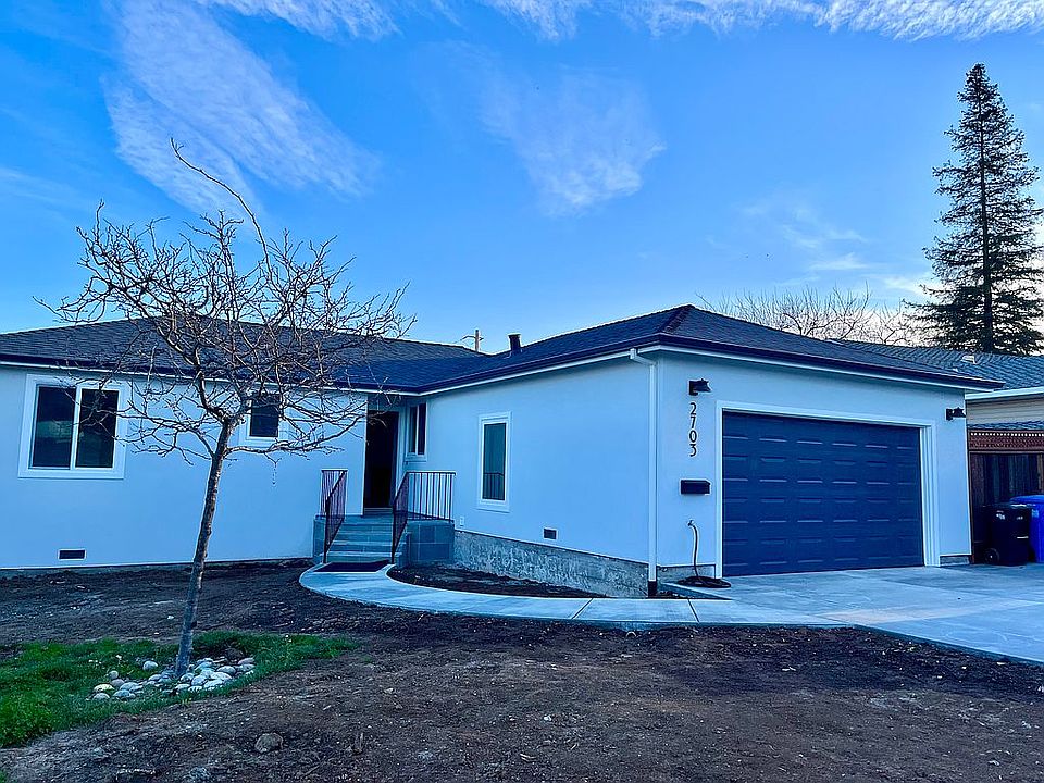 1st image of 2703 Briarfield Ave