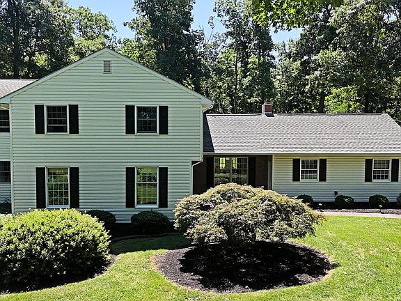2nd image of 2125 Upper Ridge Rd
