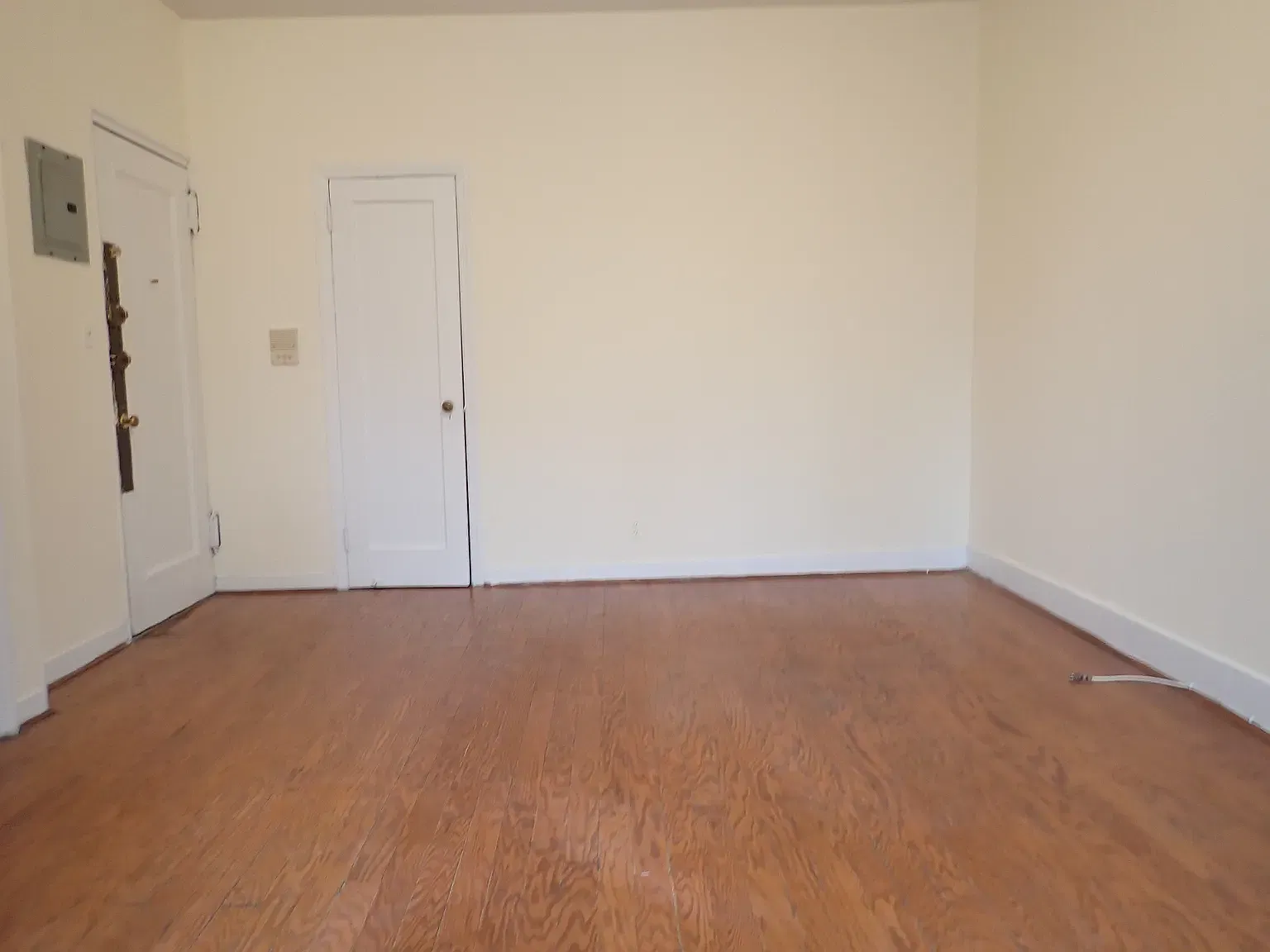 99 South Oxford Street — Photo 2
