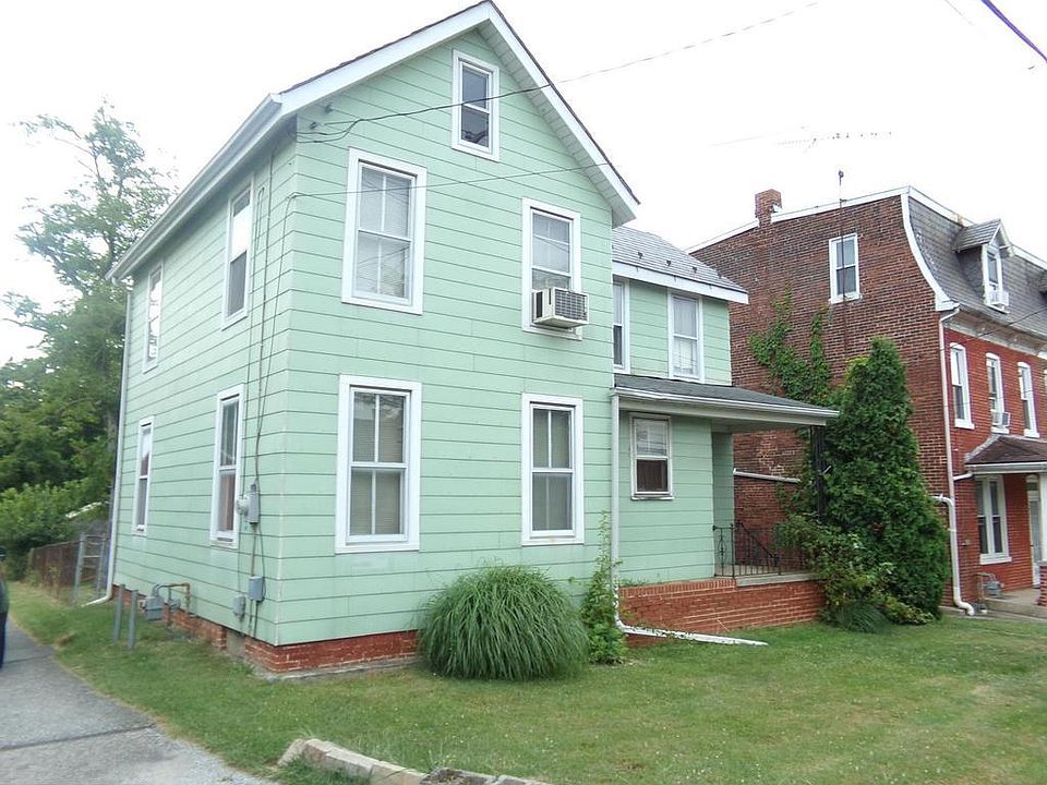 1st image of 2131 N Sherman St