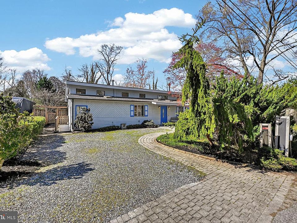 1st image of 561 Arundel Dr