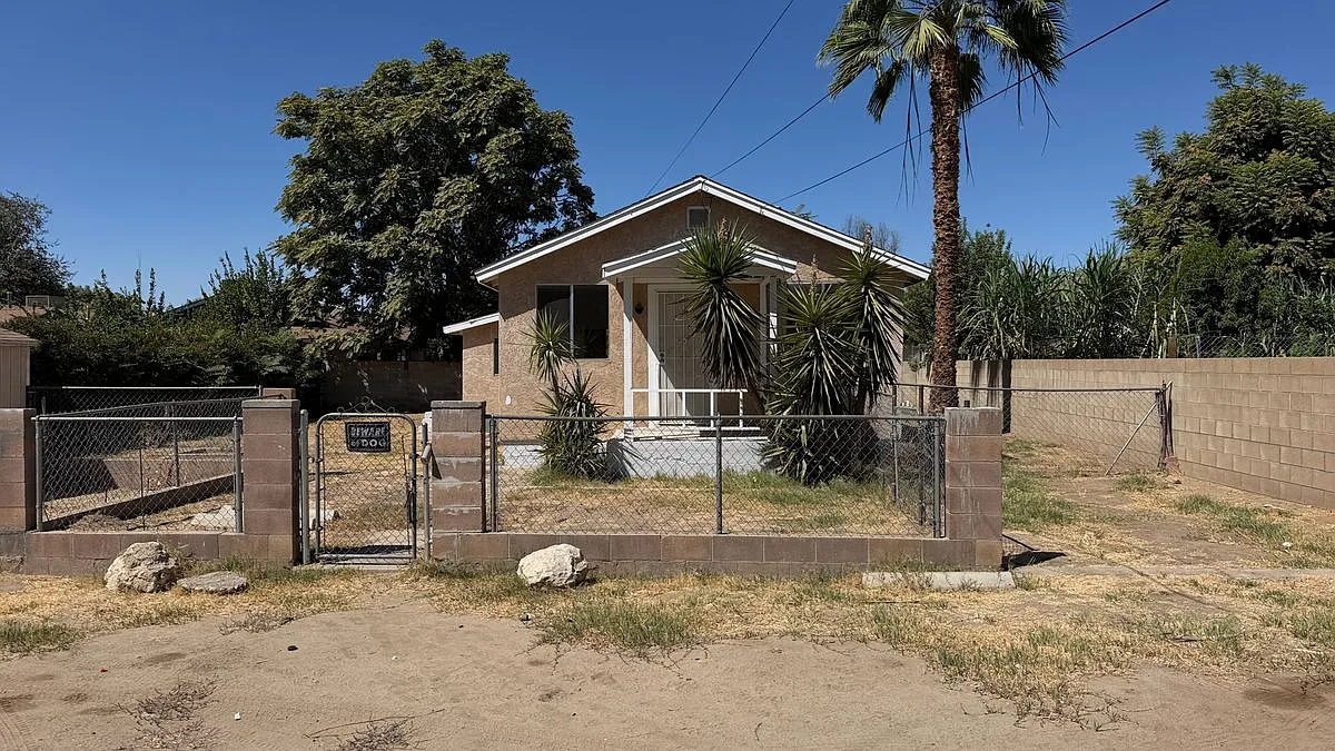 2 bed, 1.0 bath, 657 sqft, $1,250 — Photo 1