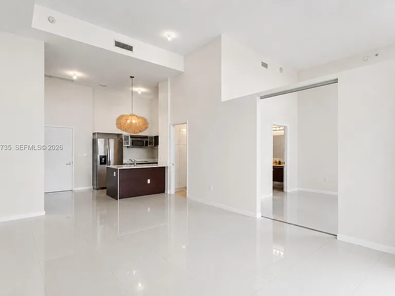1900 N Bayshore Dr #715 — Photo 13