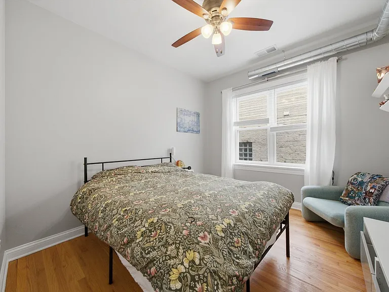 5302 N Winthrop Ave #4 — Photo 19