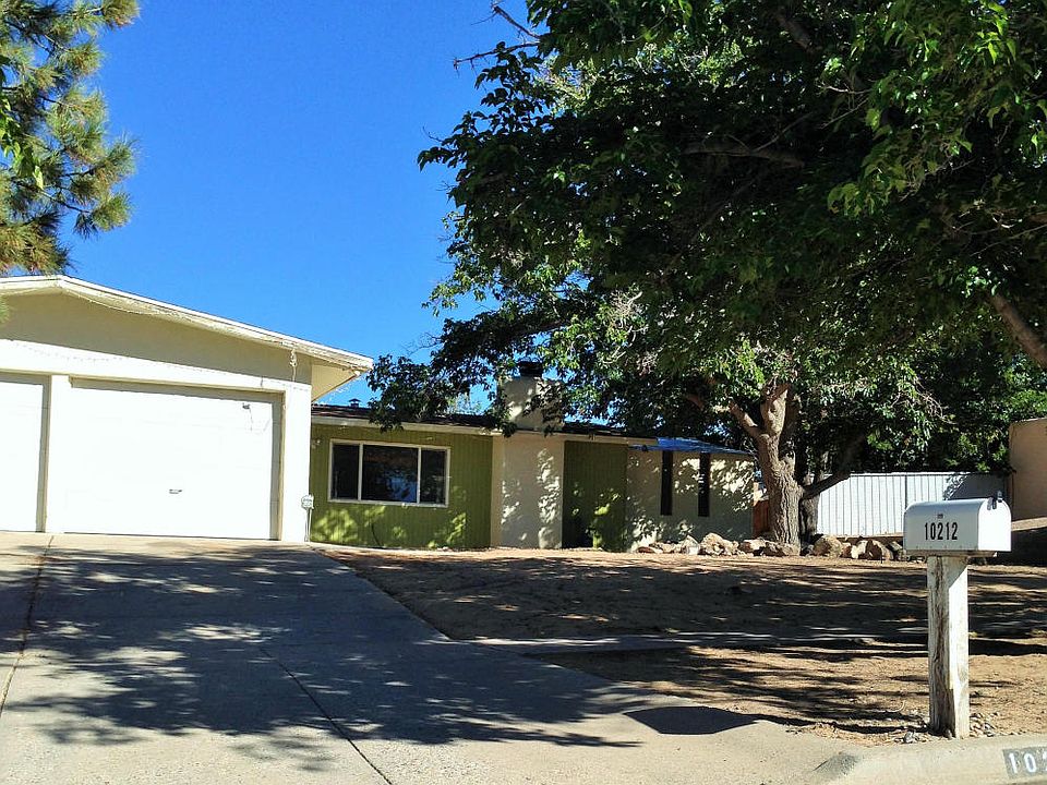 1st image of 10212 Alder Dr NW