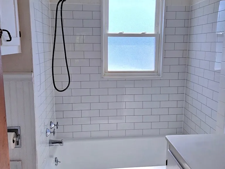 470 Ellicott St — Photo 7