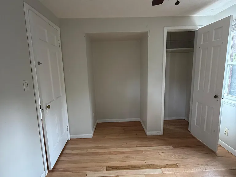 3770 Brewster St — Photo 12