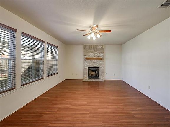4th image of 15430 Ecorio Dr