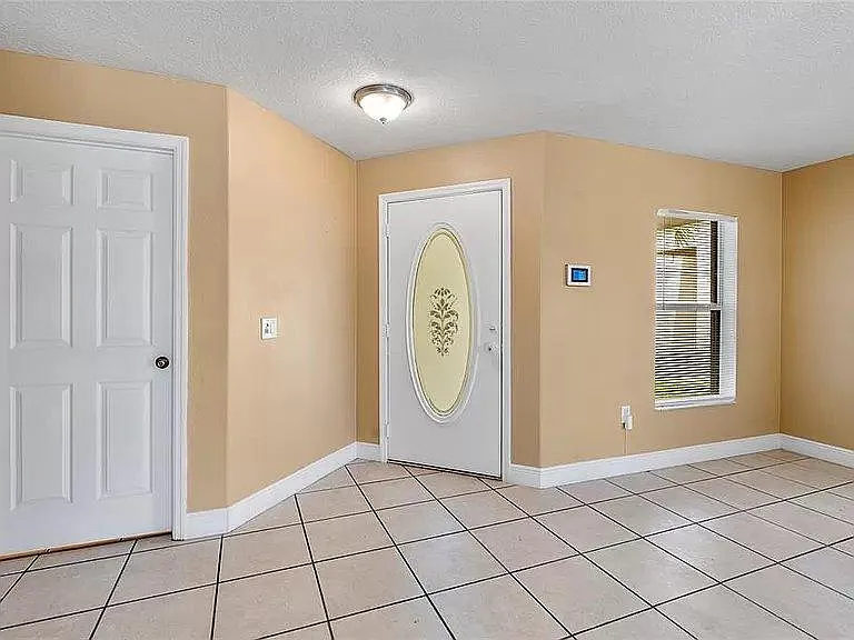 12136 Fern Haven Ave — Photo 10