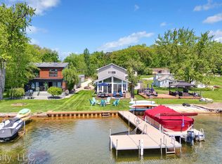 2629 Parklawn Dr, Brighton, MI