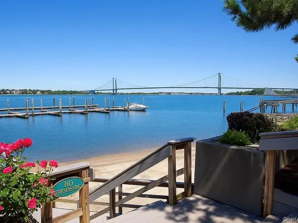 2730 Schurz Avenue image 7 of 12