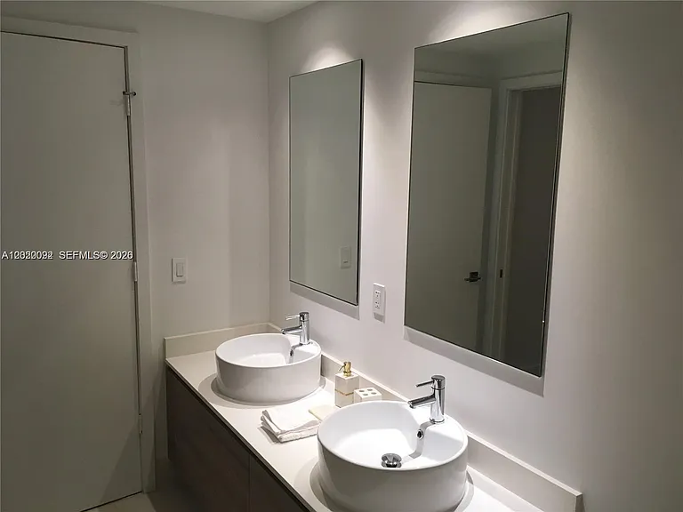 121 NE 34th St #2203 — Photo 15