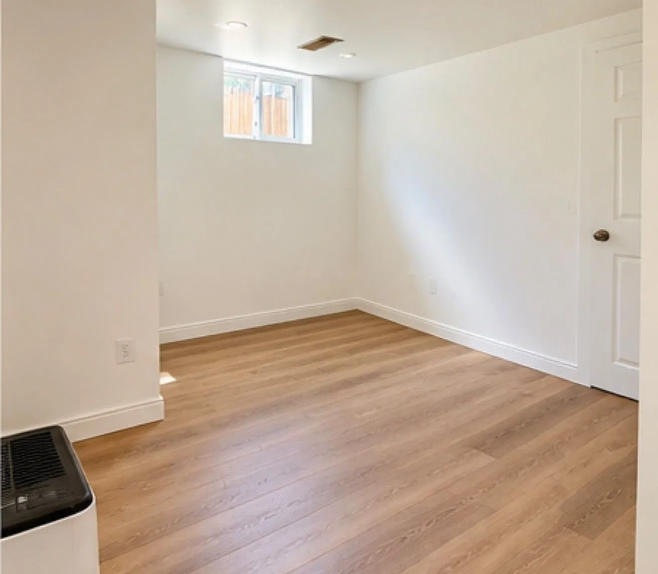 2 bed, $1,900 — Photo 4