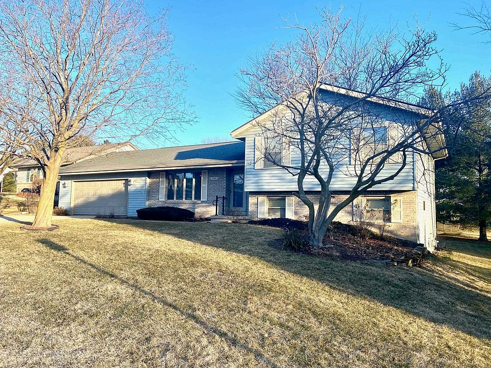 1st image of 2914 Yale Dr