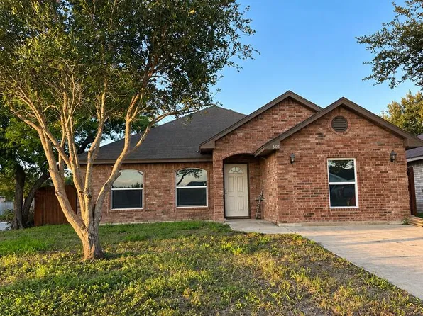 501 Cancun Dr, Los Fresnos, TX 78566