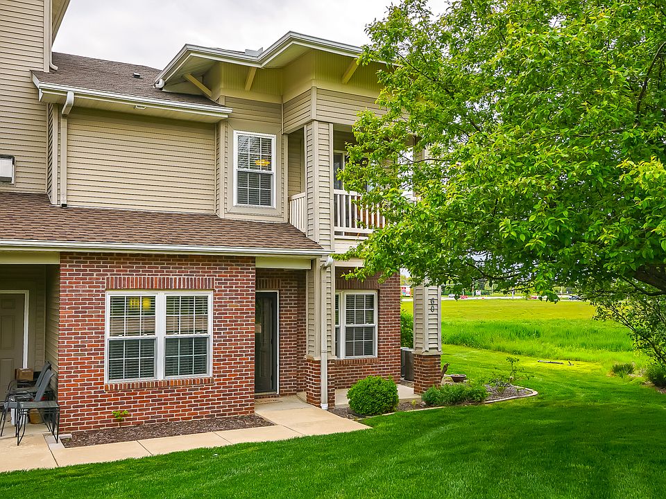 1st image of 11217 Oakwood Dr Unit 60