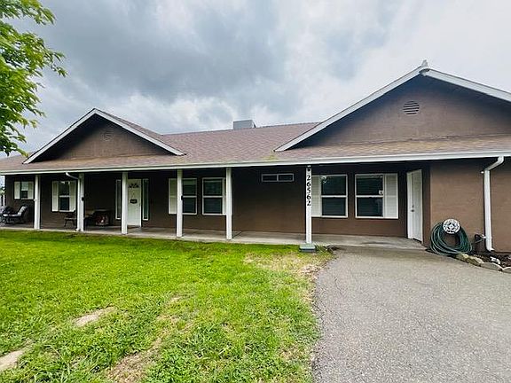 3rd image of 26562 Lone Tree Rd