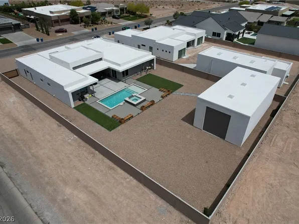 8197 W Ford Ave, Las Vegas, NV 89113