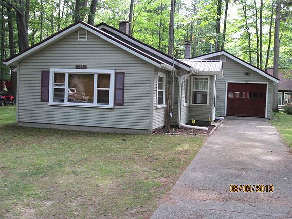 2nd image of 125 Devonshire Dr