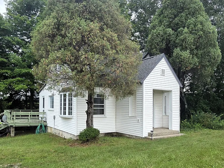 13497 Center Rd — Photo 23