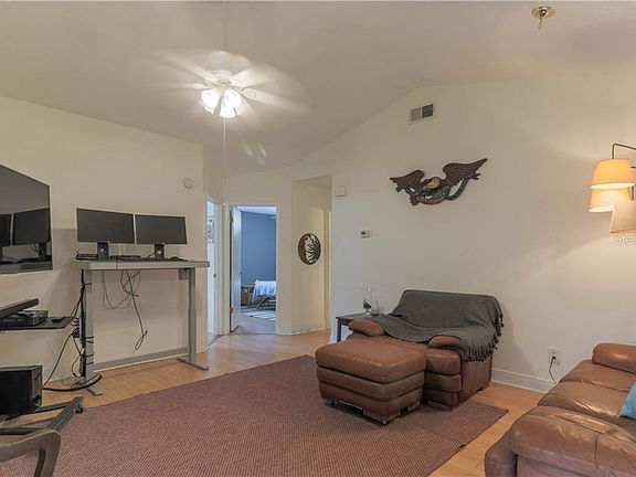 4th image of 16806 Stanza Ct