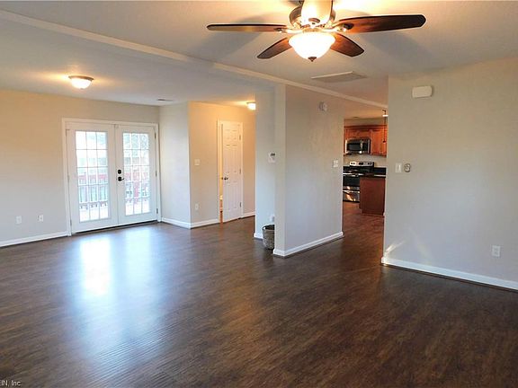 3rd image of 319 Rogers Ave