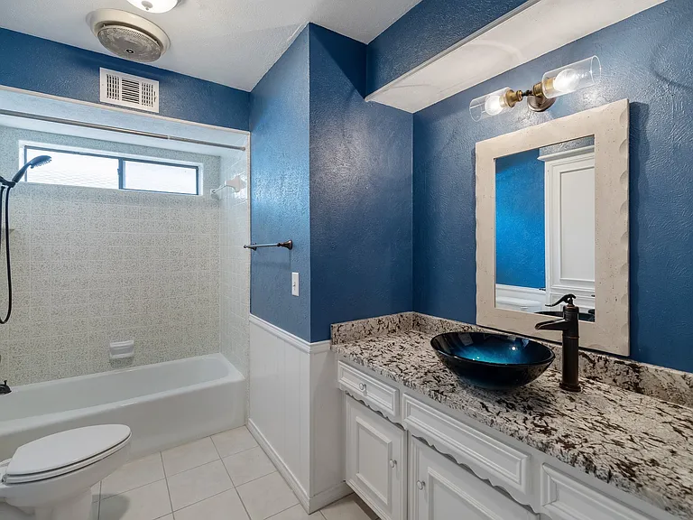 1527 Estates Way — Photo 38