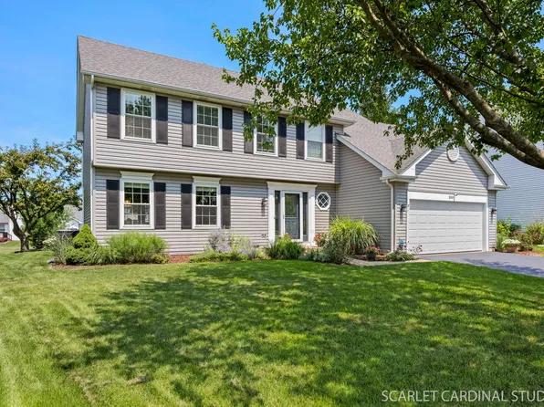 205 Meadowview Ln, Aurora, IL 60502