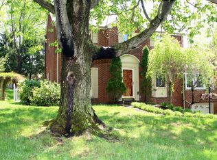 1828 President Dr, Glenshaw, PA 15116