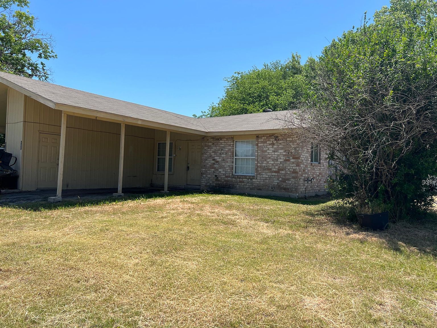 306 N Seguin Rd, Converse, TX 78109 | Zillow