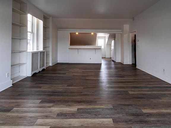 3rd image of 454 Warren St #6