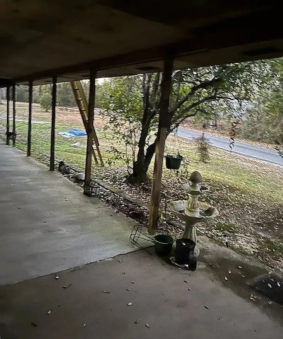 4 bed, 2000 sqft, $2,000 — Photo 1