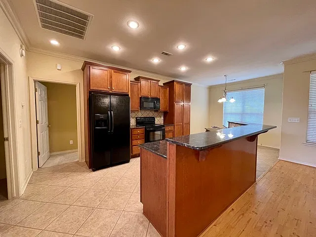 3239 W Drakestone St — Photo 6