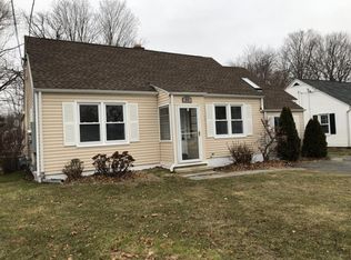 35 Hayward Rd, Hamden, CT 06514