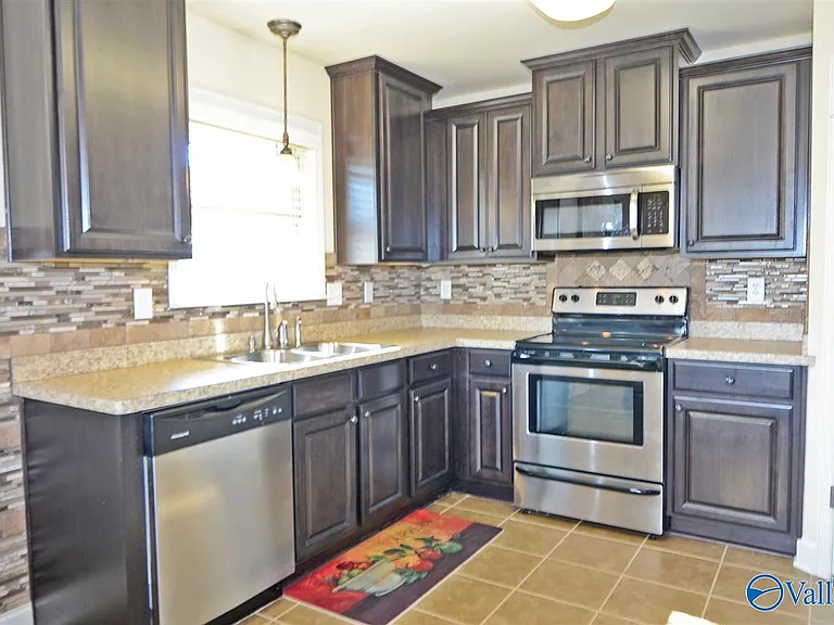 206 Fields Pond Dr — Photo 4