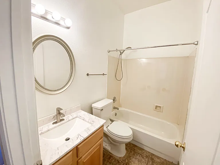 3918 E Juanita Ave — Photo 18