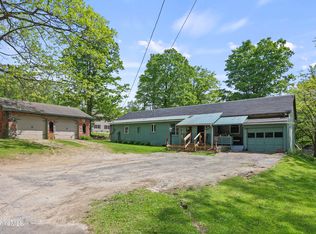 192 Curran Rd, Cheshire, MA 01225