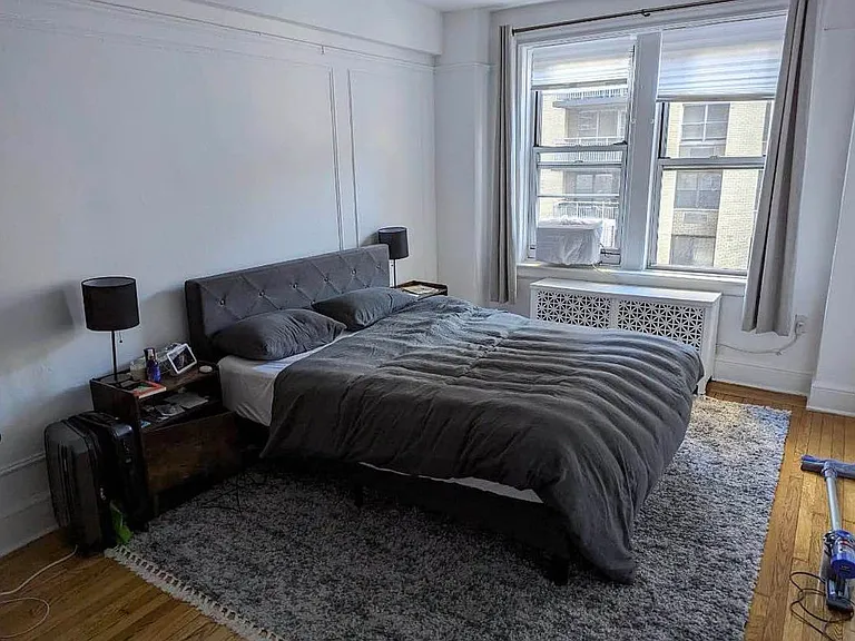 200 W 70th St #5Q — Photo 3