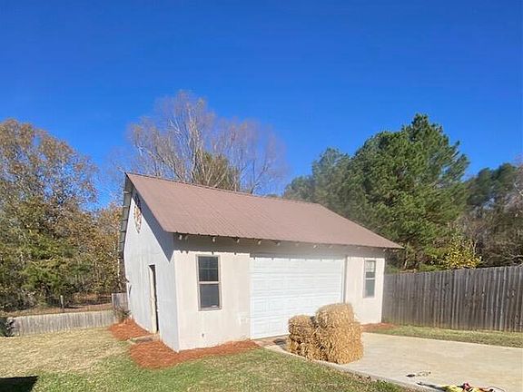 3rd image of 127 Butler Creek Dr