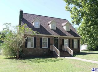 831 Old Woodlands Rd, Florence, SC 29505