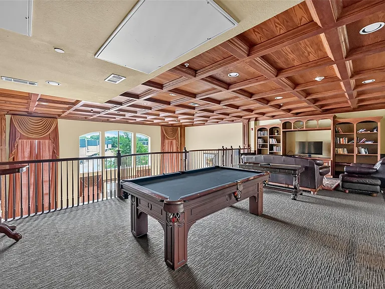 7575 Kirby Dr #2201 — Photo 9