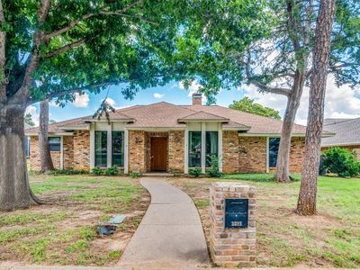 2211 Fall River Dr, Arlington, TX, 76006