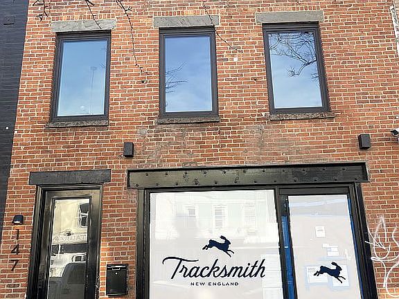 2nd image of 147 Wythe Ave