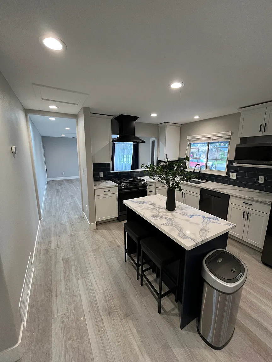 8932 New Dawn Dr photo 1